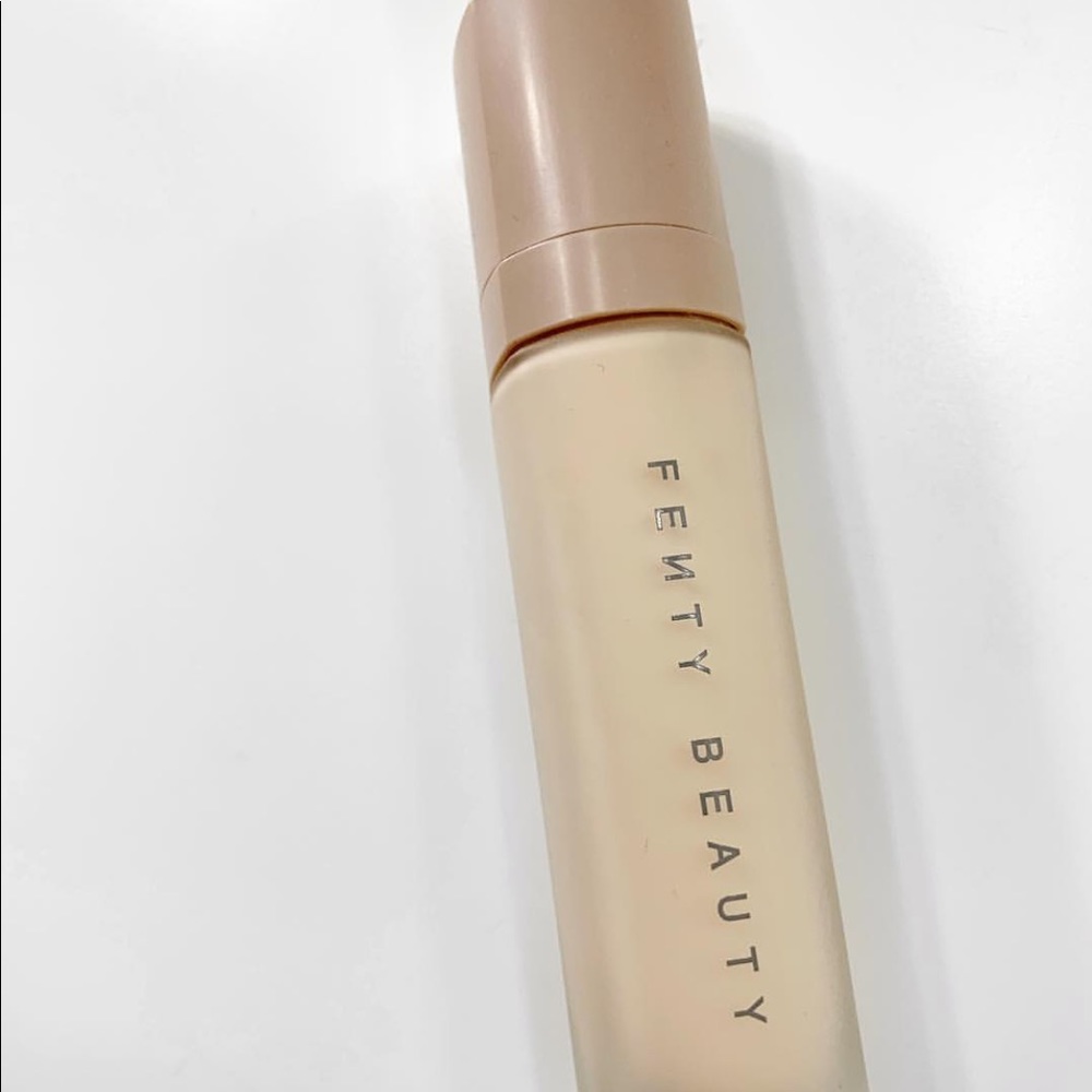 FENTY BEAUTY: Pro Filt’r Instant Retouch Primer